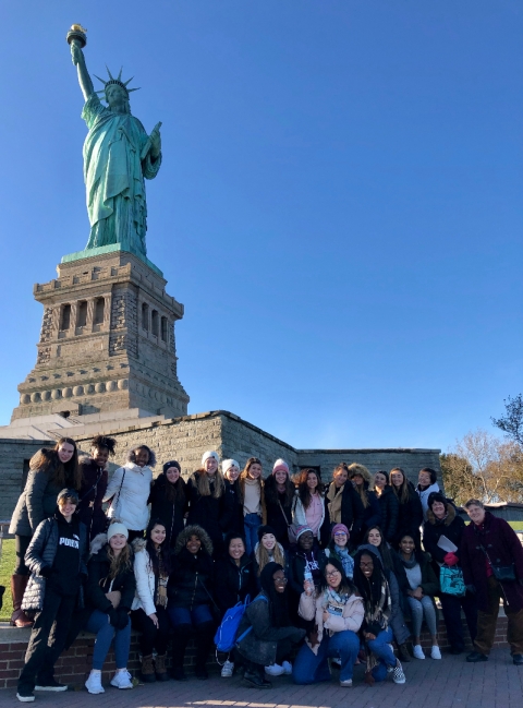 Fontbonne Students Travel To New York City